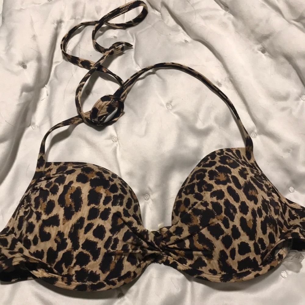 Victoria’s Secret bikini top